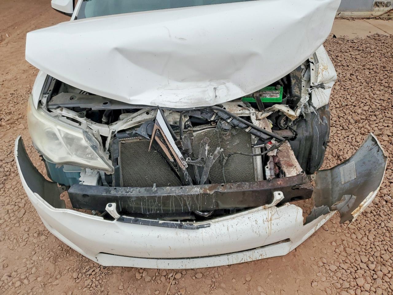 2012 TOYOTA CAMRY LE photo 21