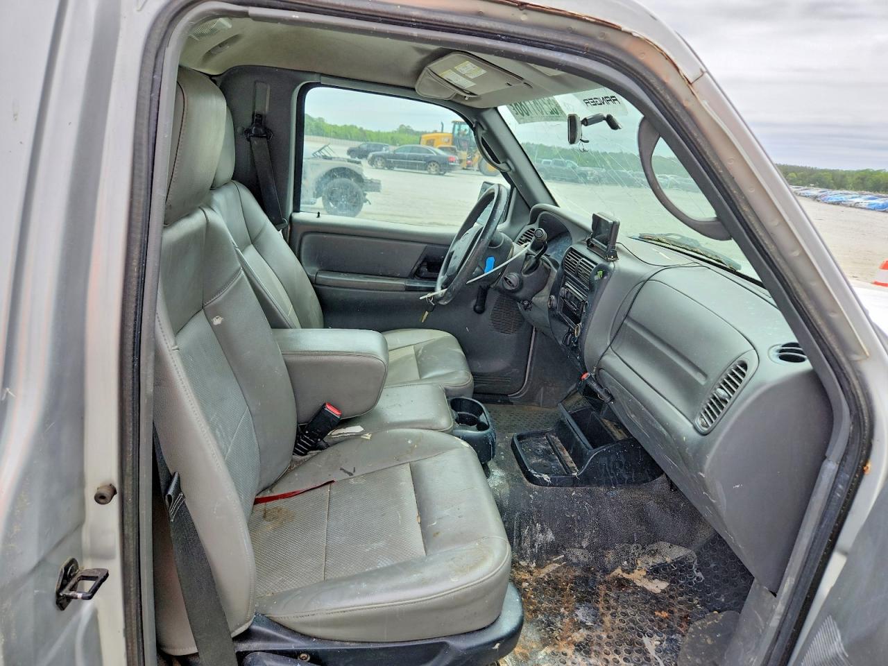 2010 FORD RANGER photo 28