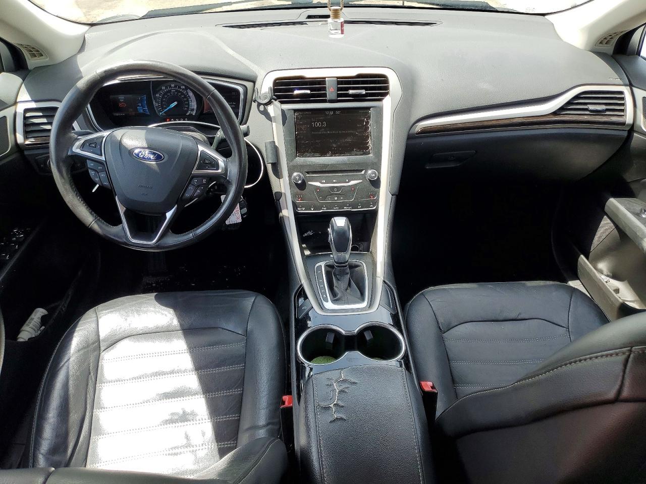 2014 FORD FUSION SE photo 22