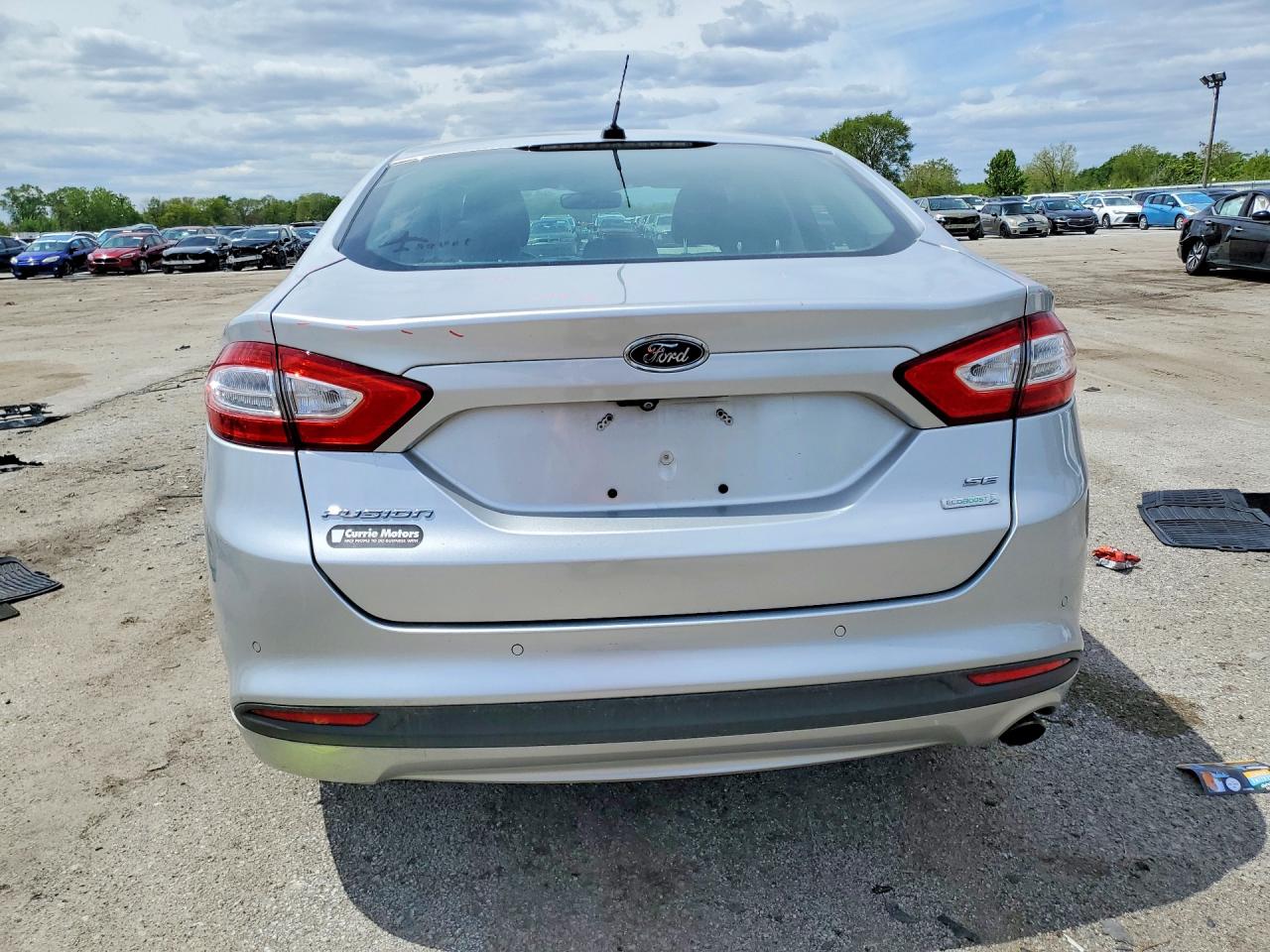 2014 FORD FUSION SE photo 16