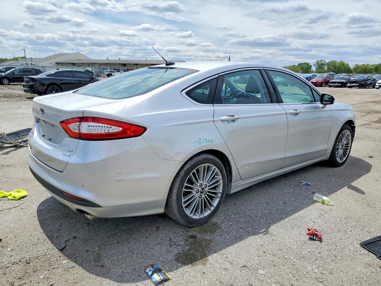 2014 FORD FUSION SE photo 7