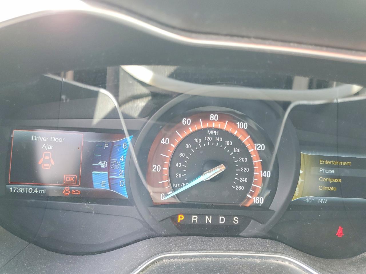 2014 FORD FUSION SE photo 25