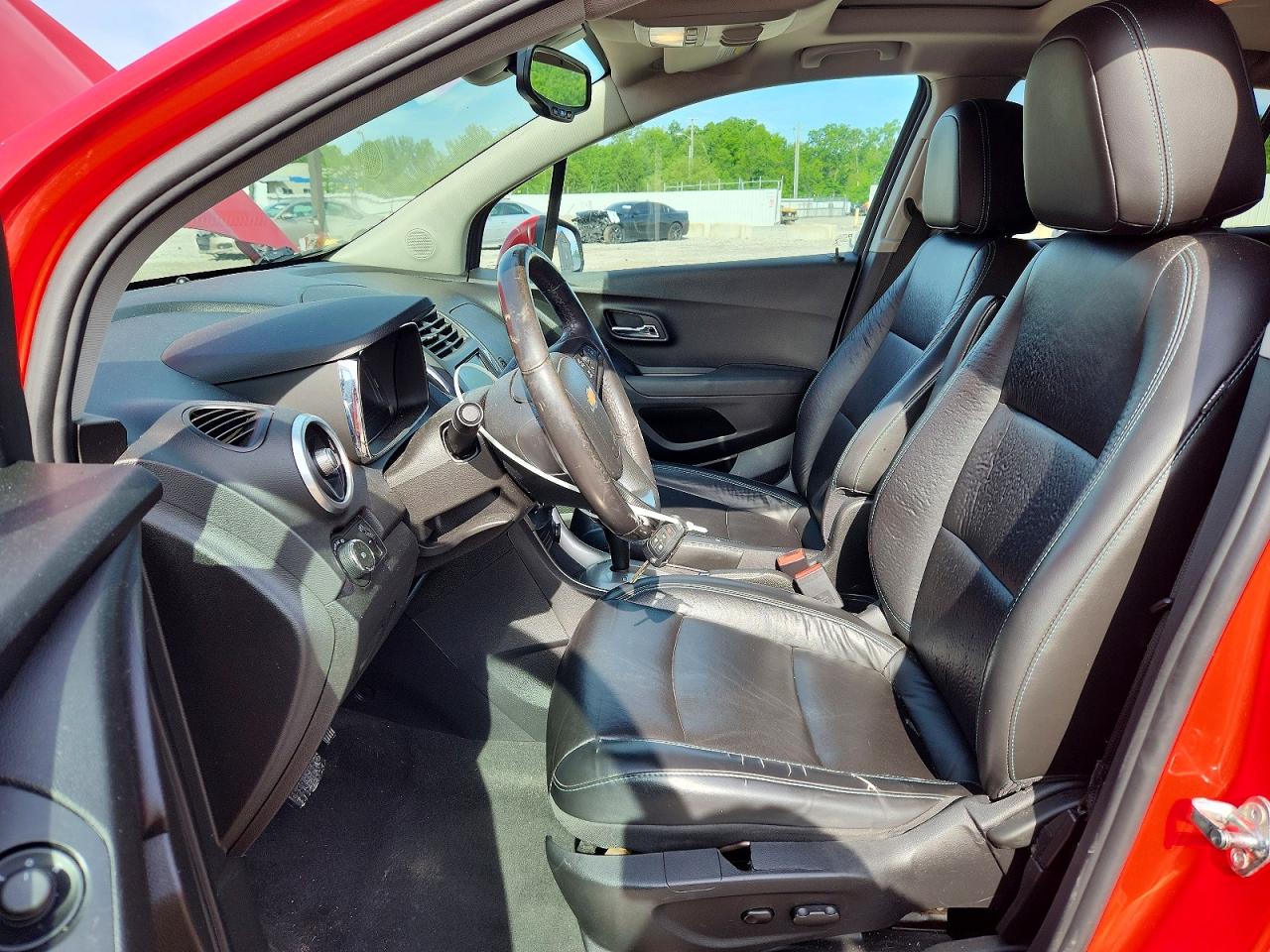 2015 CHEVROLET TRAX LTZ photo 19
