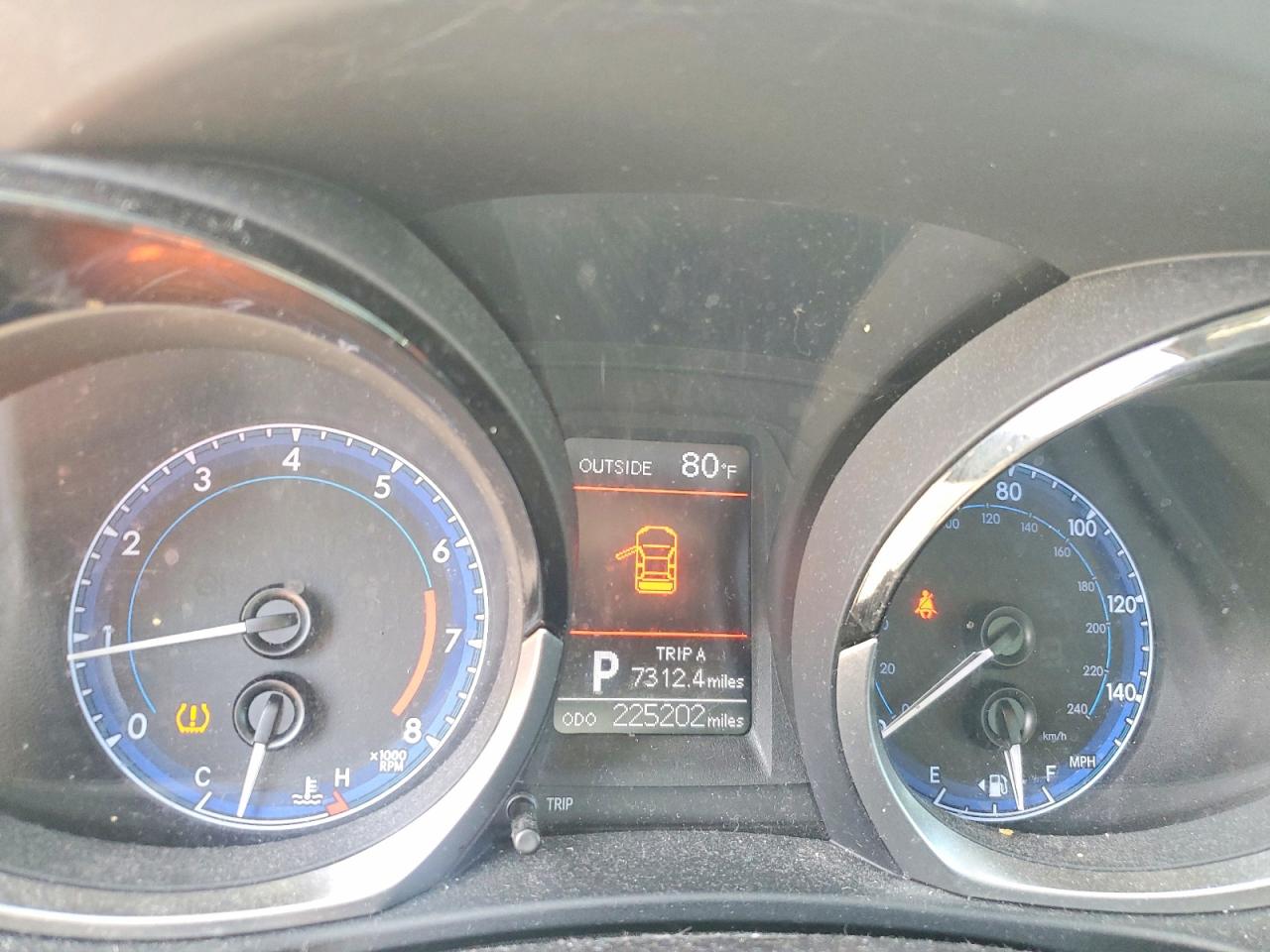 2016 TOYOTA COROLLA S PLUS photo 17