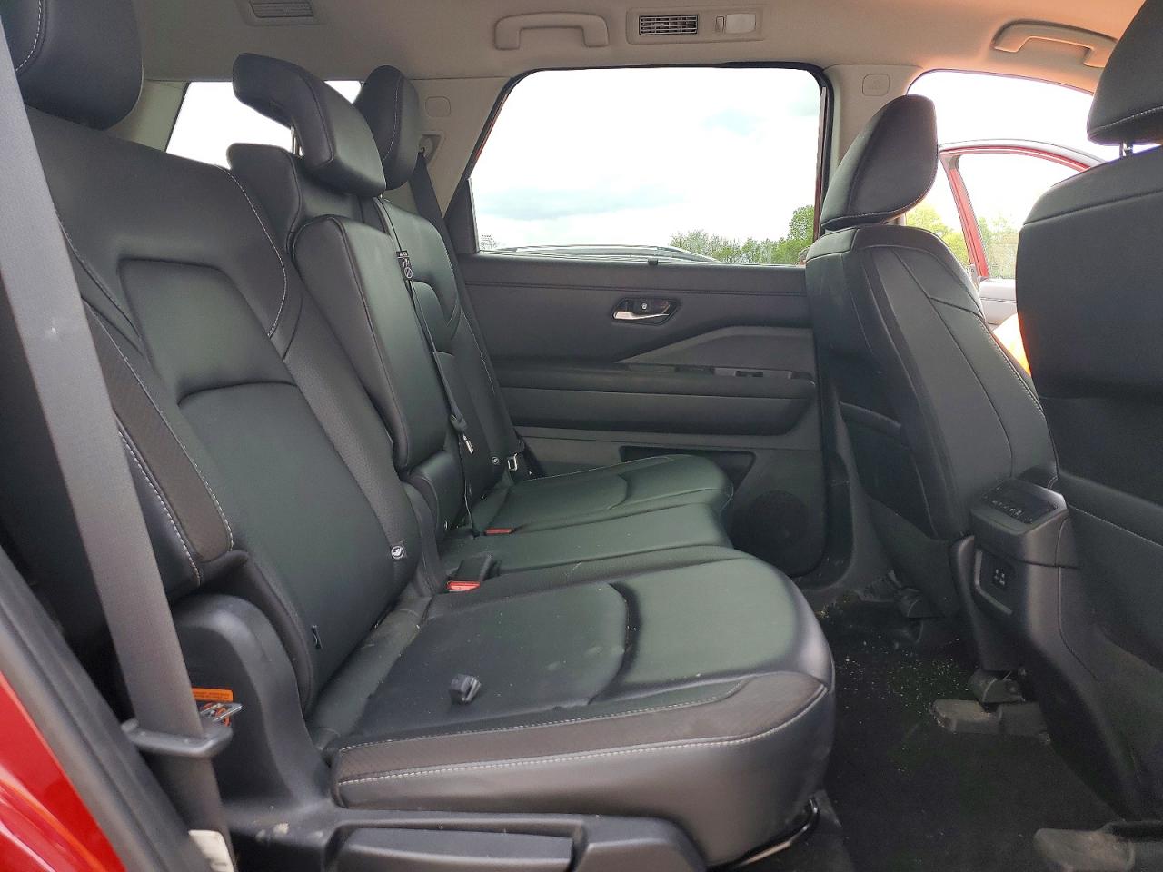 2023 NISSAN PATHFINDER SL photo 21