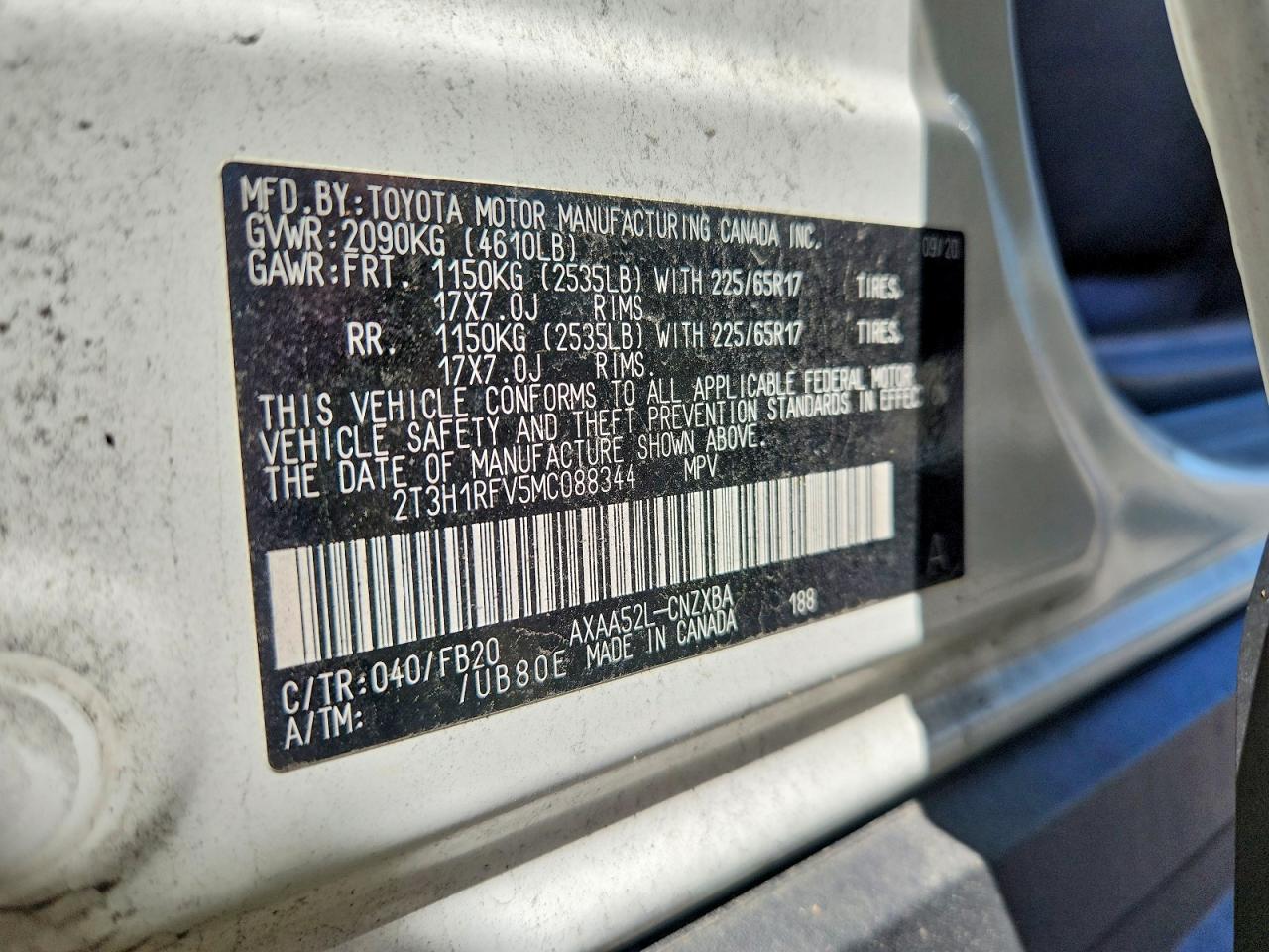 2021 TOYOTA RAV4 LE photo 27