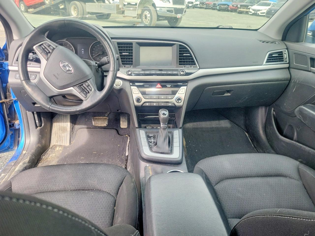 2017 HYUNDAI ELANTRA SE photo 15