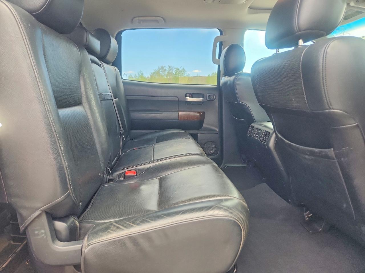 2013 TOYOTA TUNDRA PLATINUM photo 28