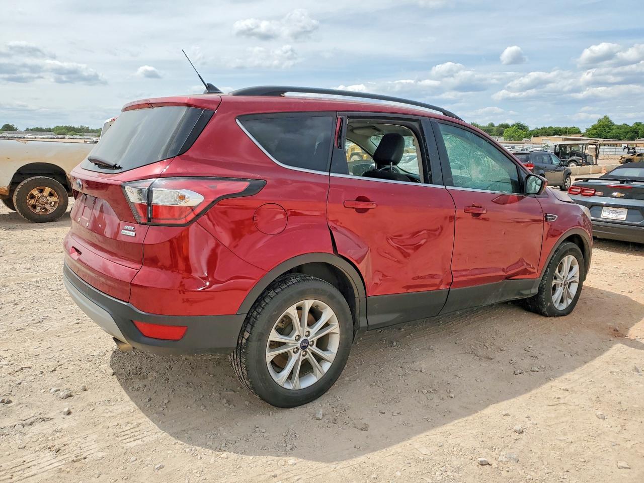 2018 FORD ESCAPE SEL photo 5