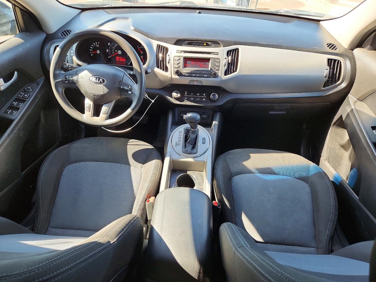 2016 KIA SPORTAGE LX photo 8
