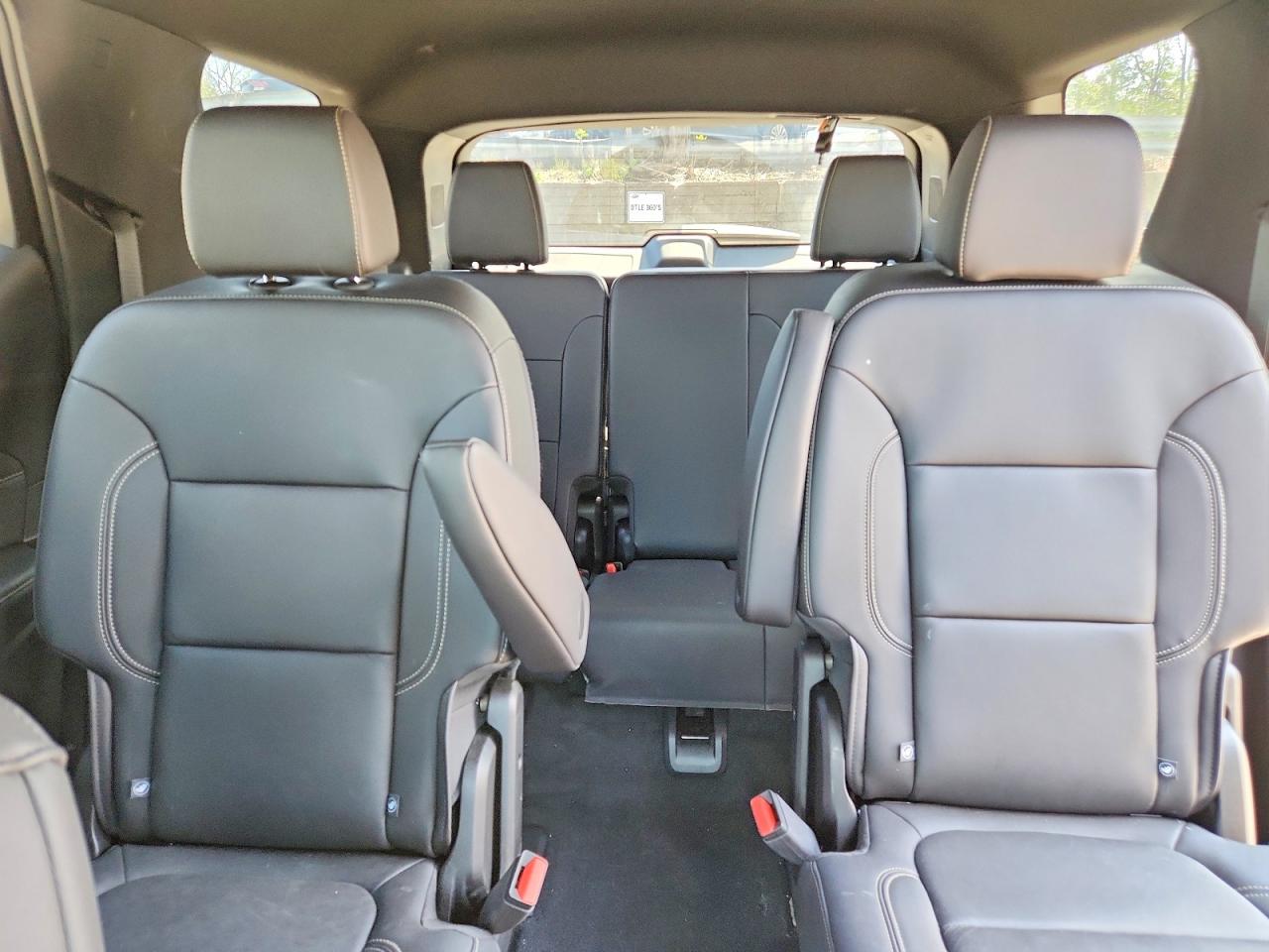 2023 CHEVROLET TRAVERSE LT photo 28