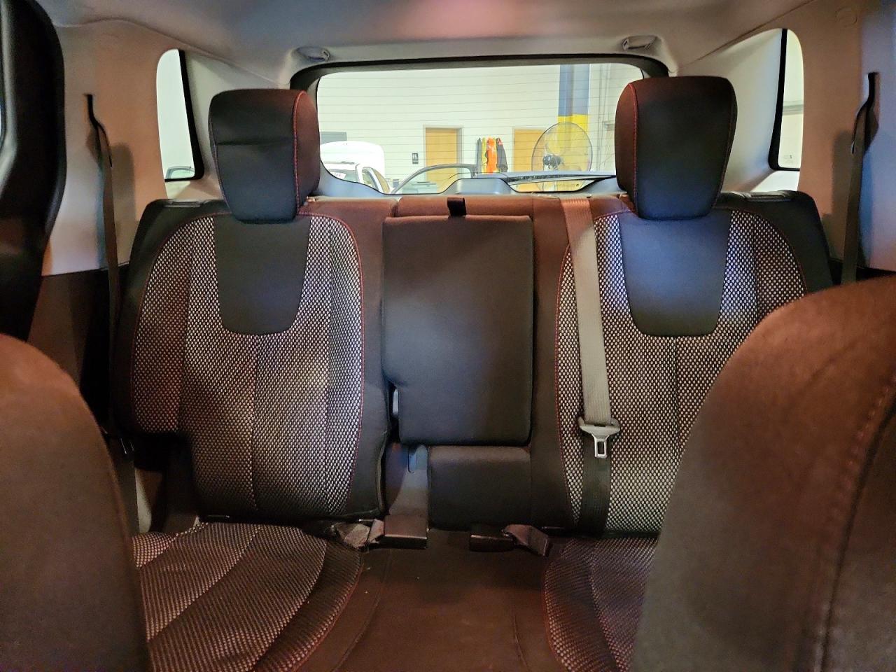 2015 GMC TERRAIN SLE photo 28