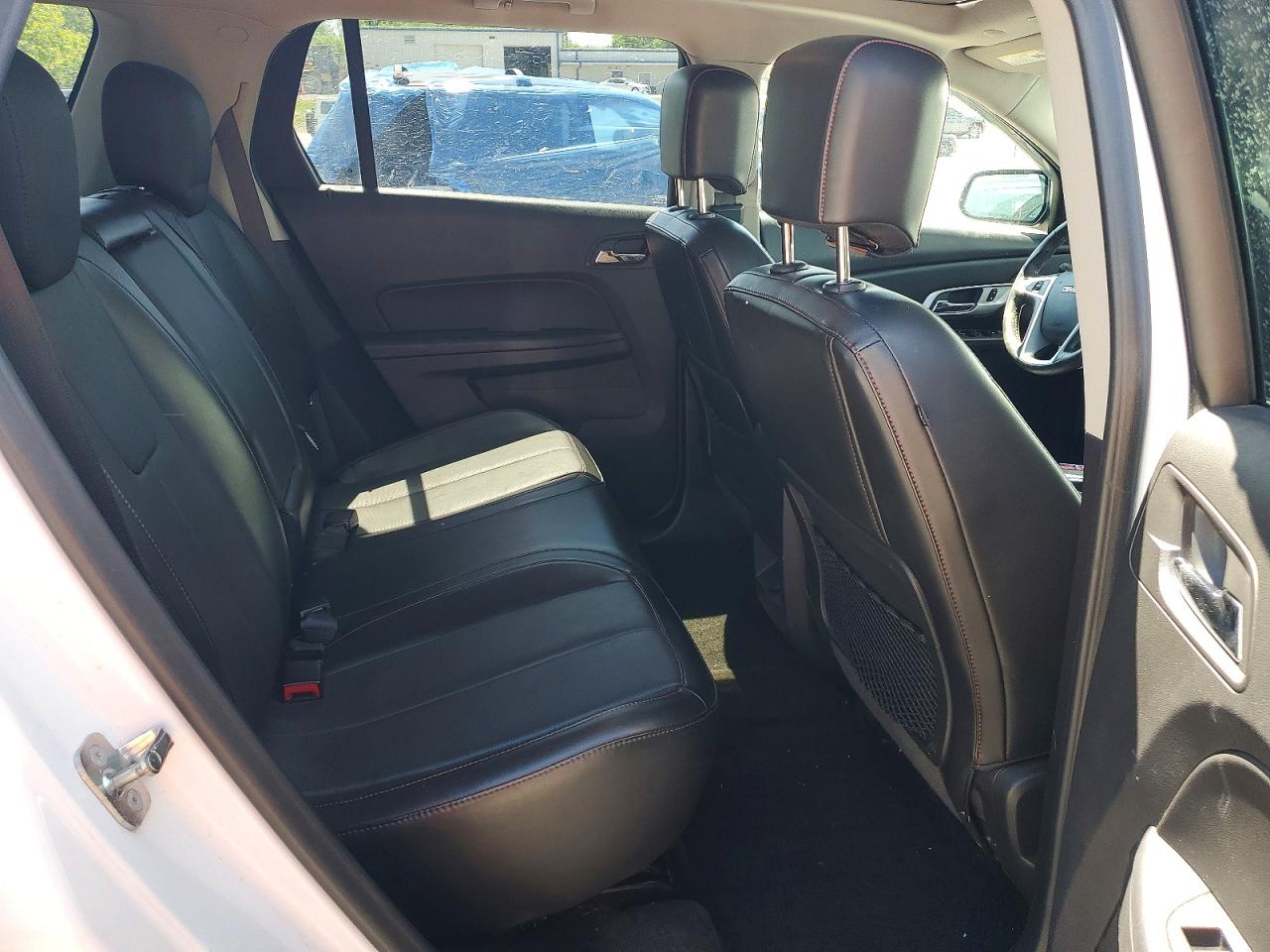 2017 GMC TERRAIN SLT photo 31