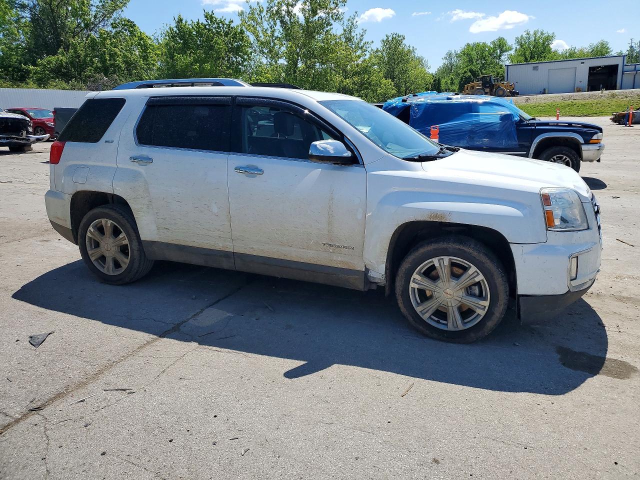 2017 GMC TERRAIN SLT photo 10