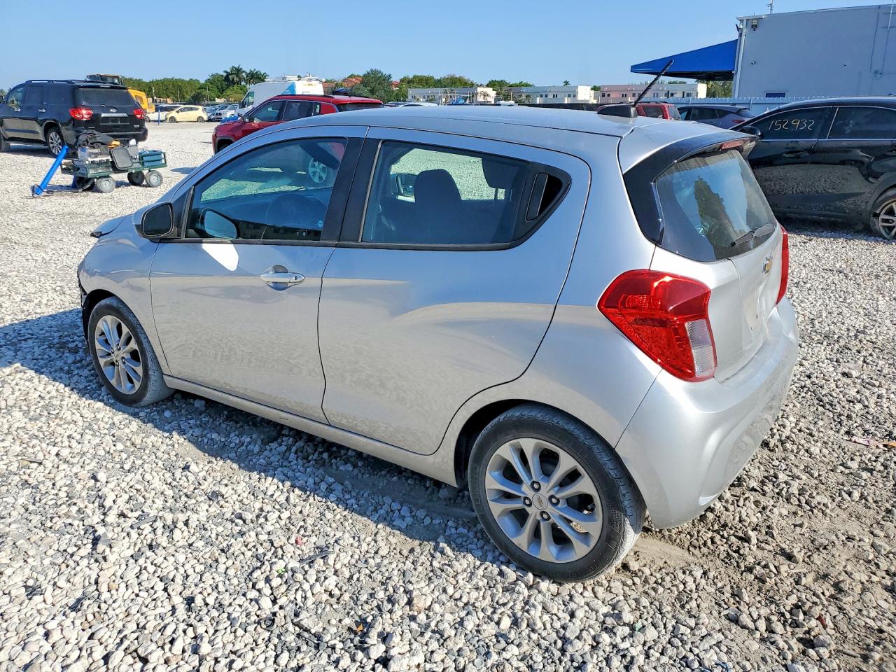 2020 CHEVROLET SPARK 1LT photo 2