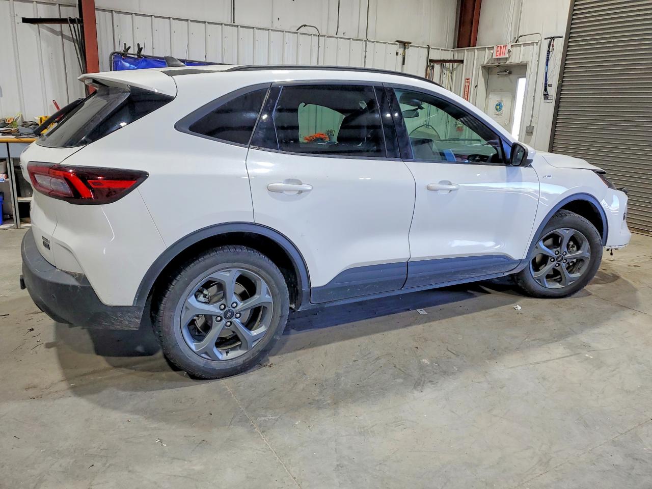 2025 FORD ESCAPE ST LINE SELECT photo 5