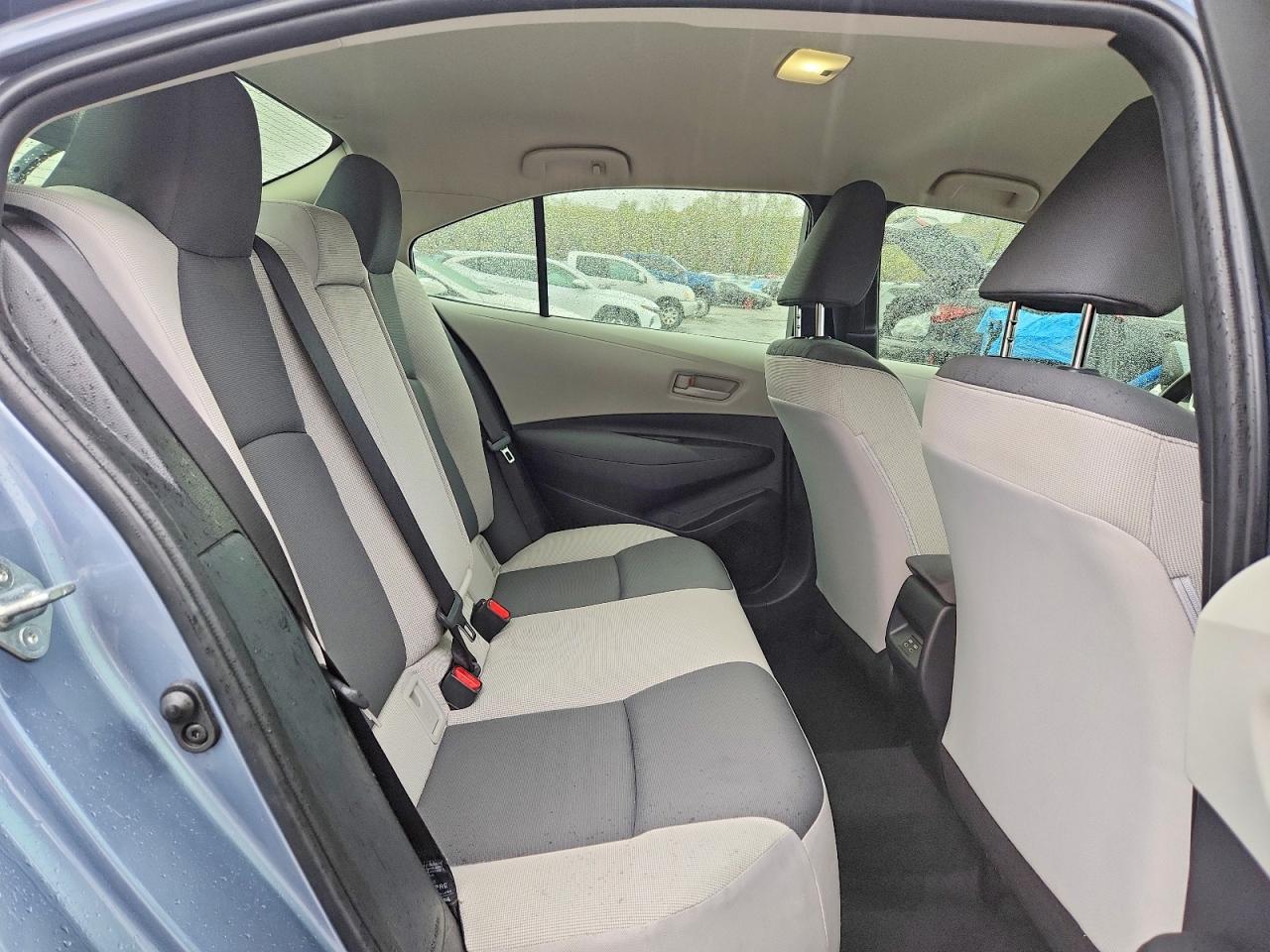 2023 TOYOTA COROLLA LE photo 31
