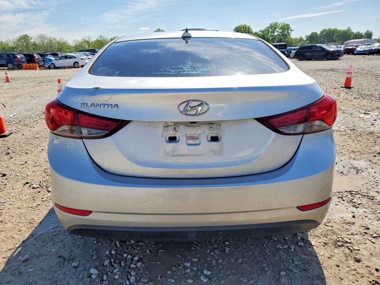 2016 HYUNDAI ELANTRA VALUE EDITION photo 6