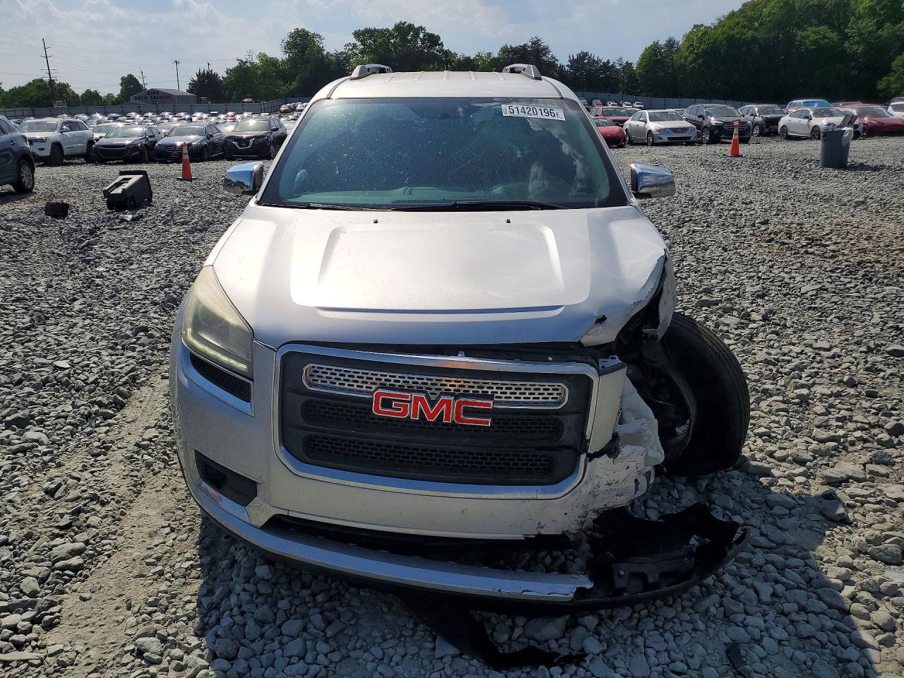 2016 GMC ACADIA SLE photo 9
