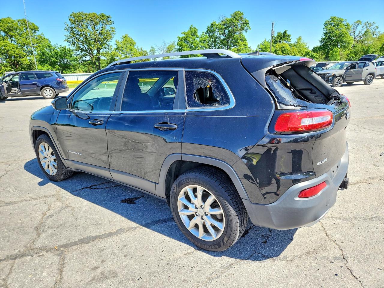 2016 JEEP CHEROKEE LIMITED photo 4