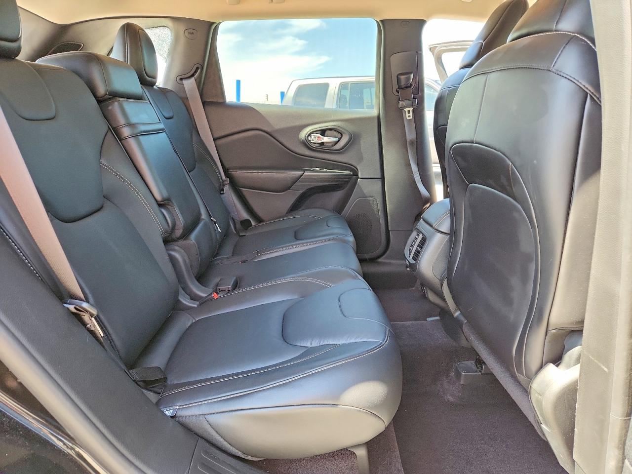 2016 JEEP CHEROKEE LIMITED photo 31