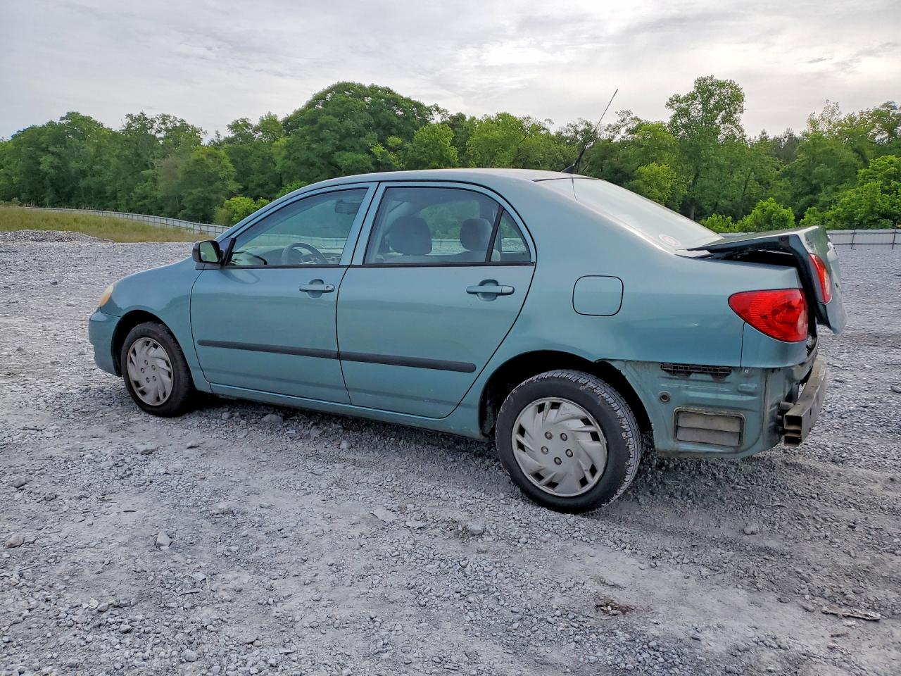 2005 TOYOTA COROLLA CE photo 4