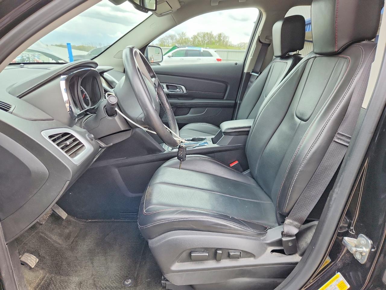 2017 GMC TERRAIN SLT photo 13