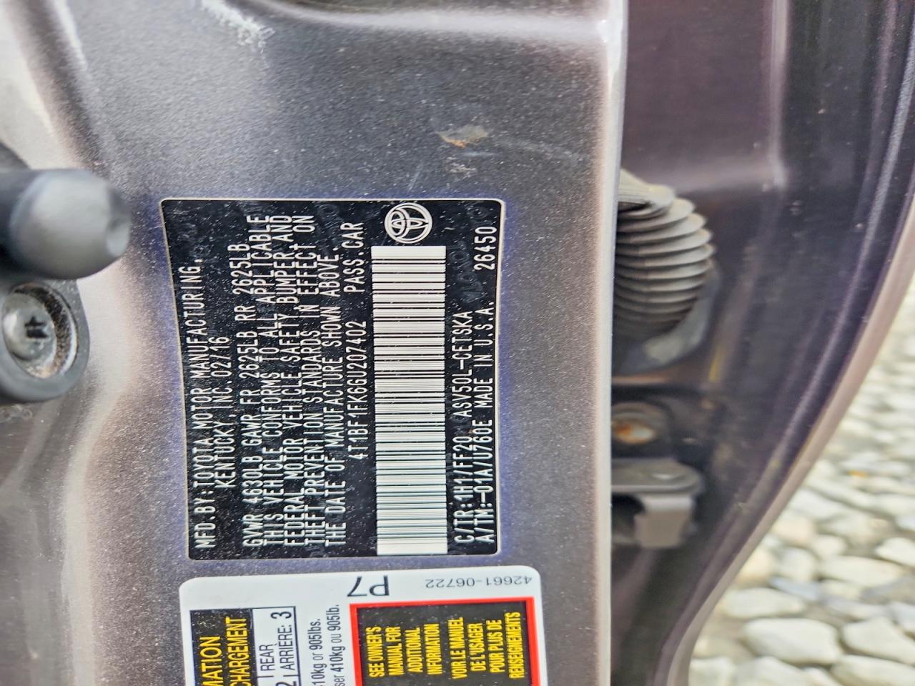 2016 TOYOTA CAMRY SE photo 23