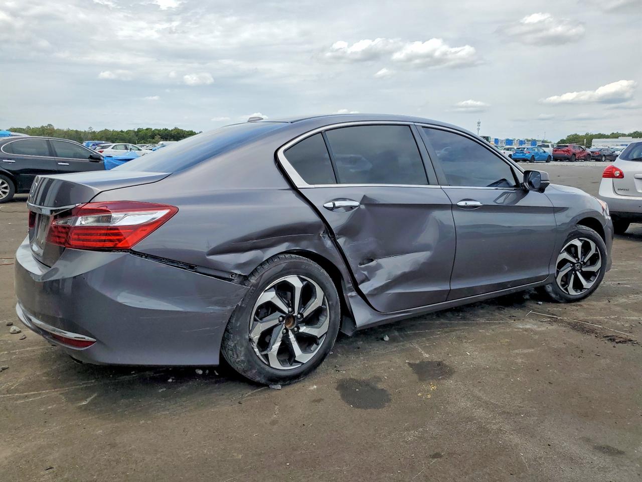 2017 HONDA ACCORD EXL photo 7