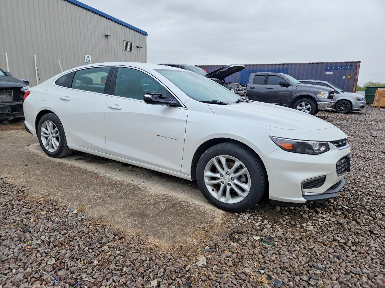 2017 CHEVROLET MALIBU LT photo 7
