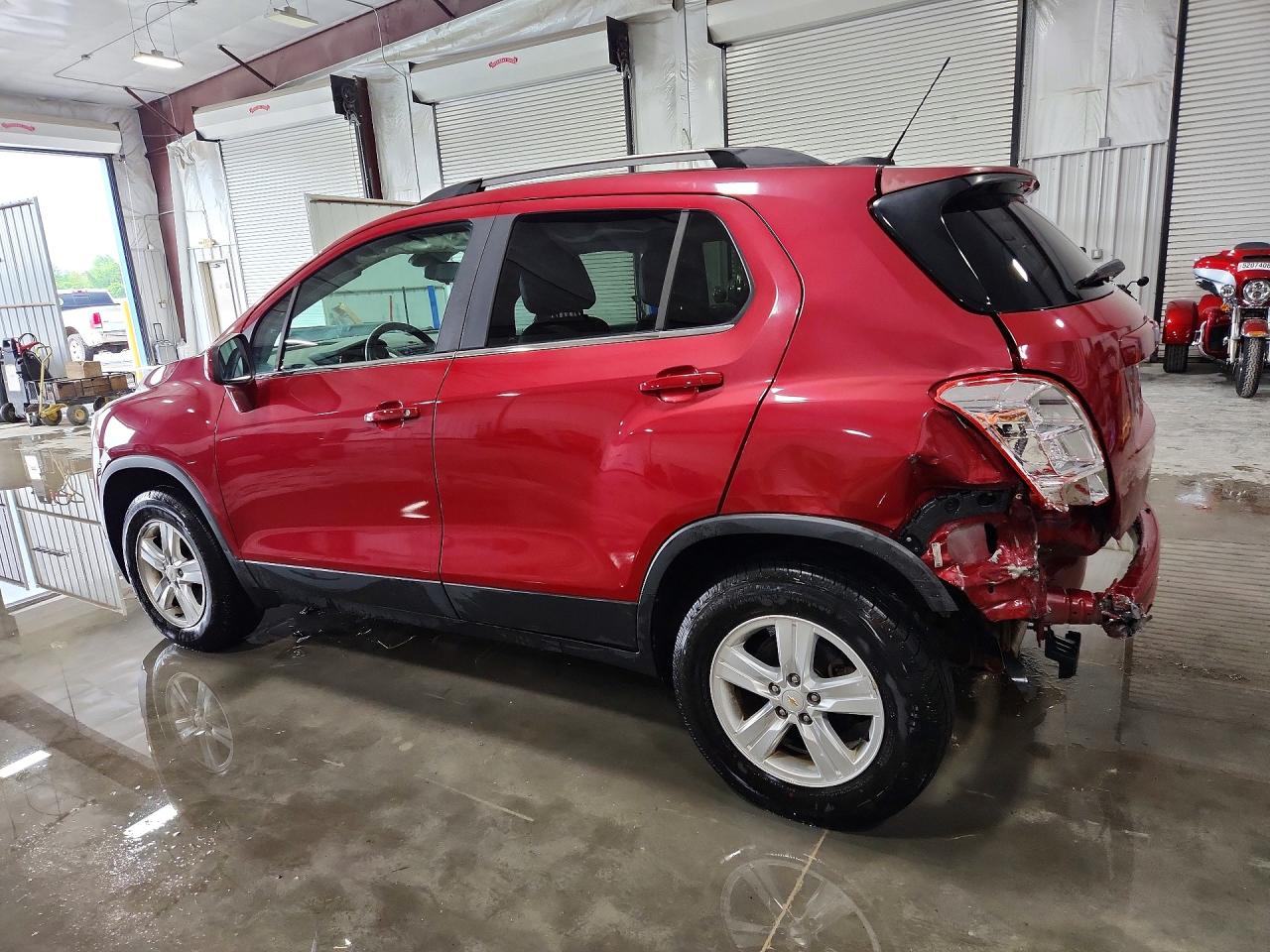 2015 CHEVROLET TRAX 1LT photo 4