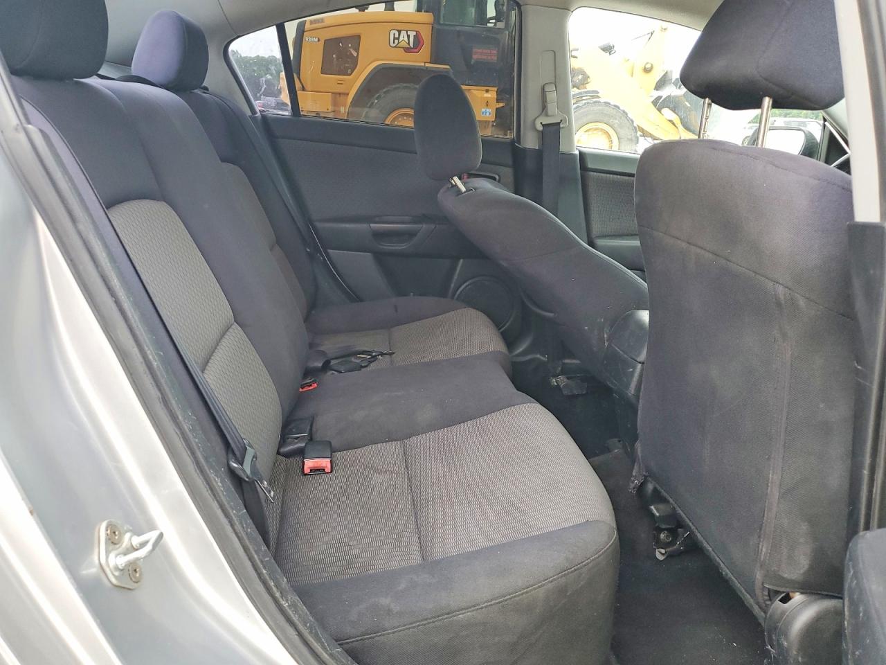 2005 MAZDA 3 I photo 10