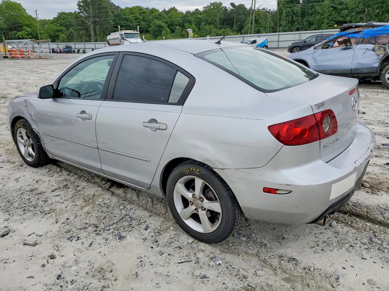 2005 MAZDA 3 I photo 2