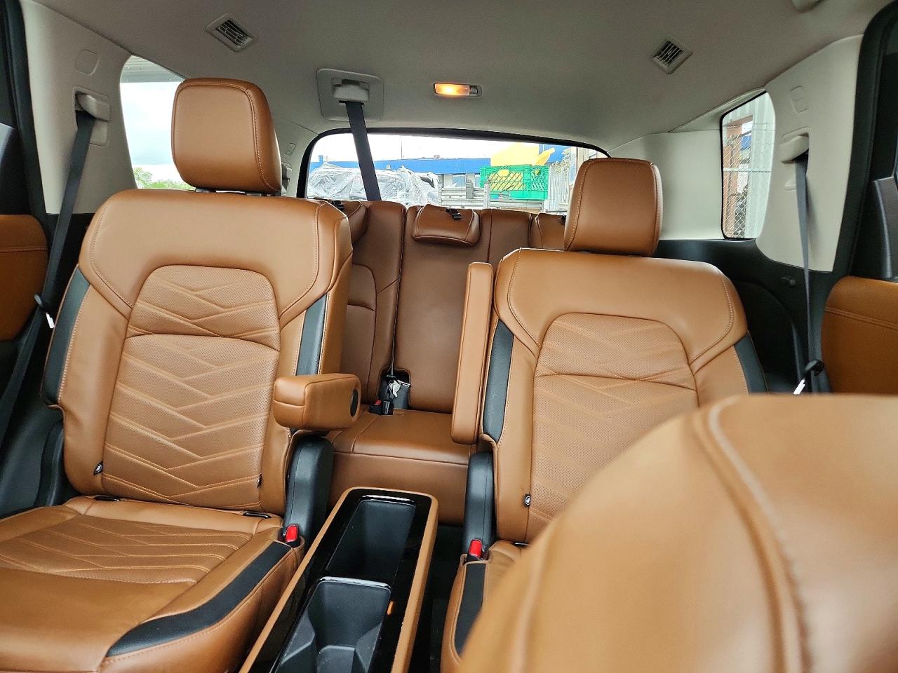 2023 NISSAN PATHFINDER PLATINUM photo 25
