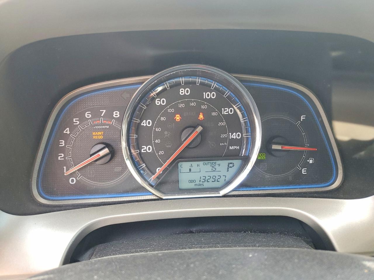 2015 TOYOTA RAV4 LIMITED photo 25