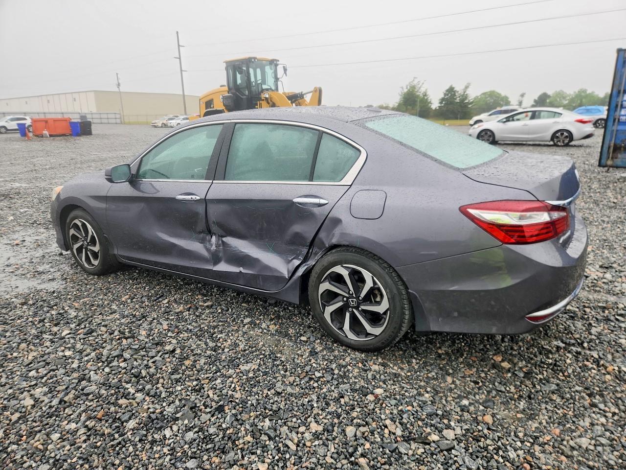 2017 HONDA ACCORD EXL photo 3