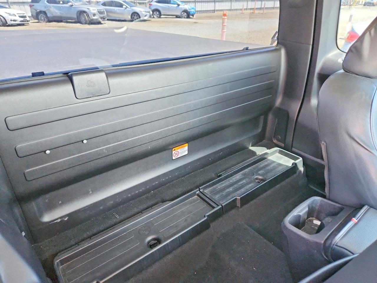 2019 TOYOTA TACOMA SR photo 19