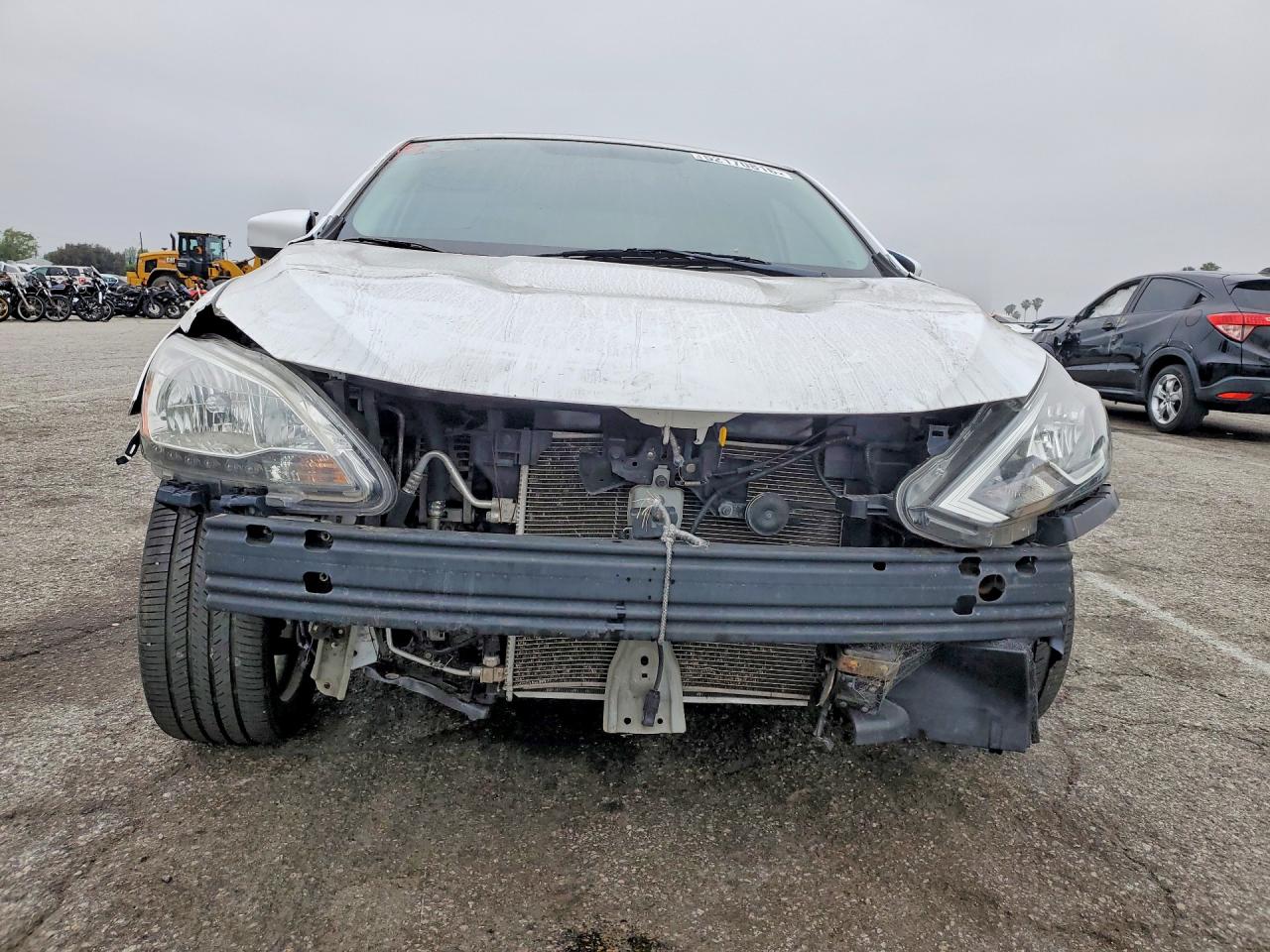 2019 NISSAN SENTRA S photo 8