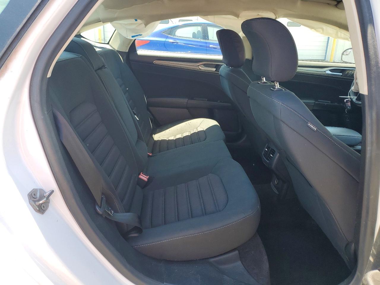 2017 FORD FUSION SE HYBRID photo 19