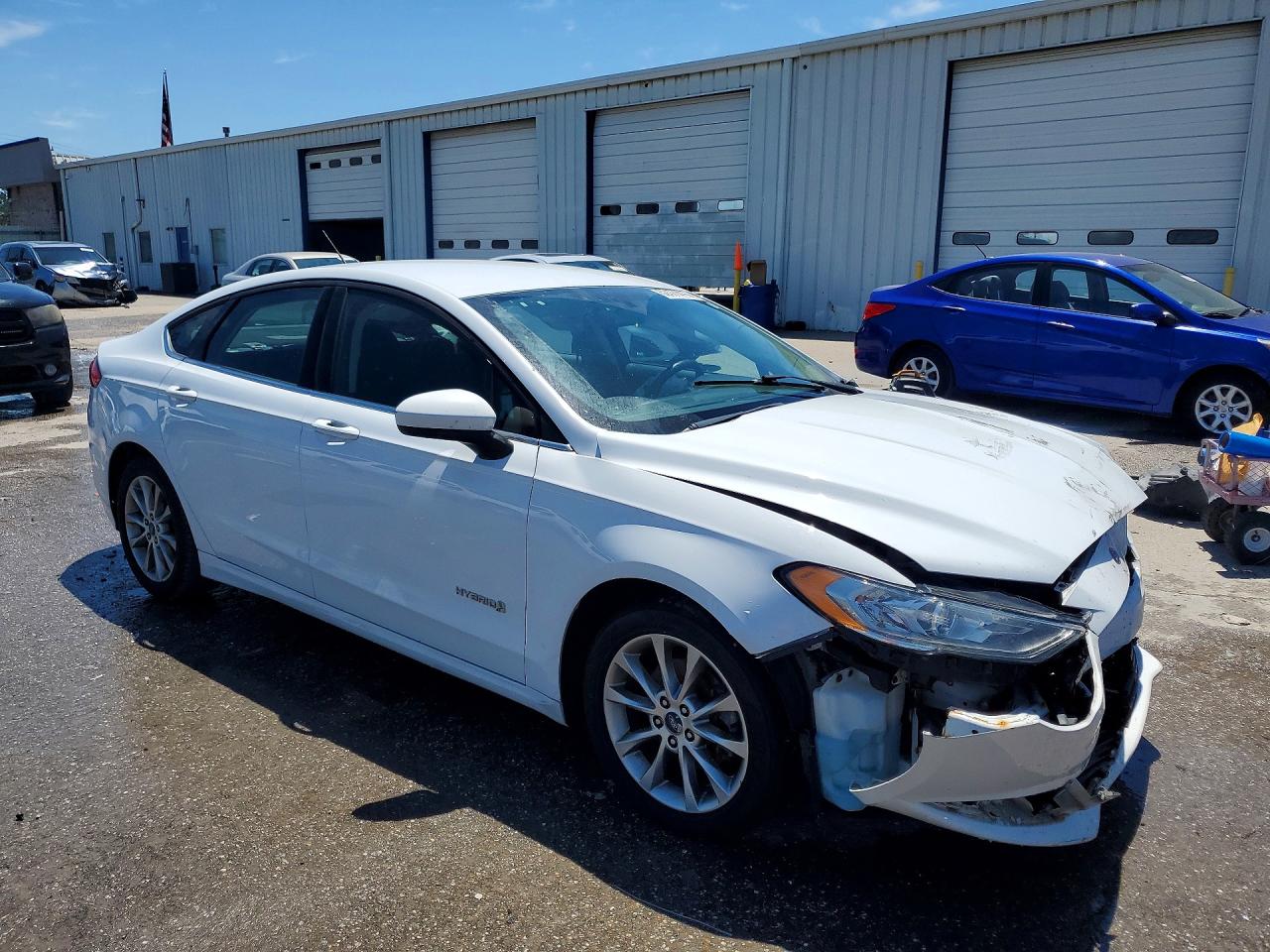 2017 FORD FUSION SE HYBRID photo 7