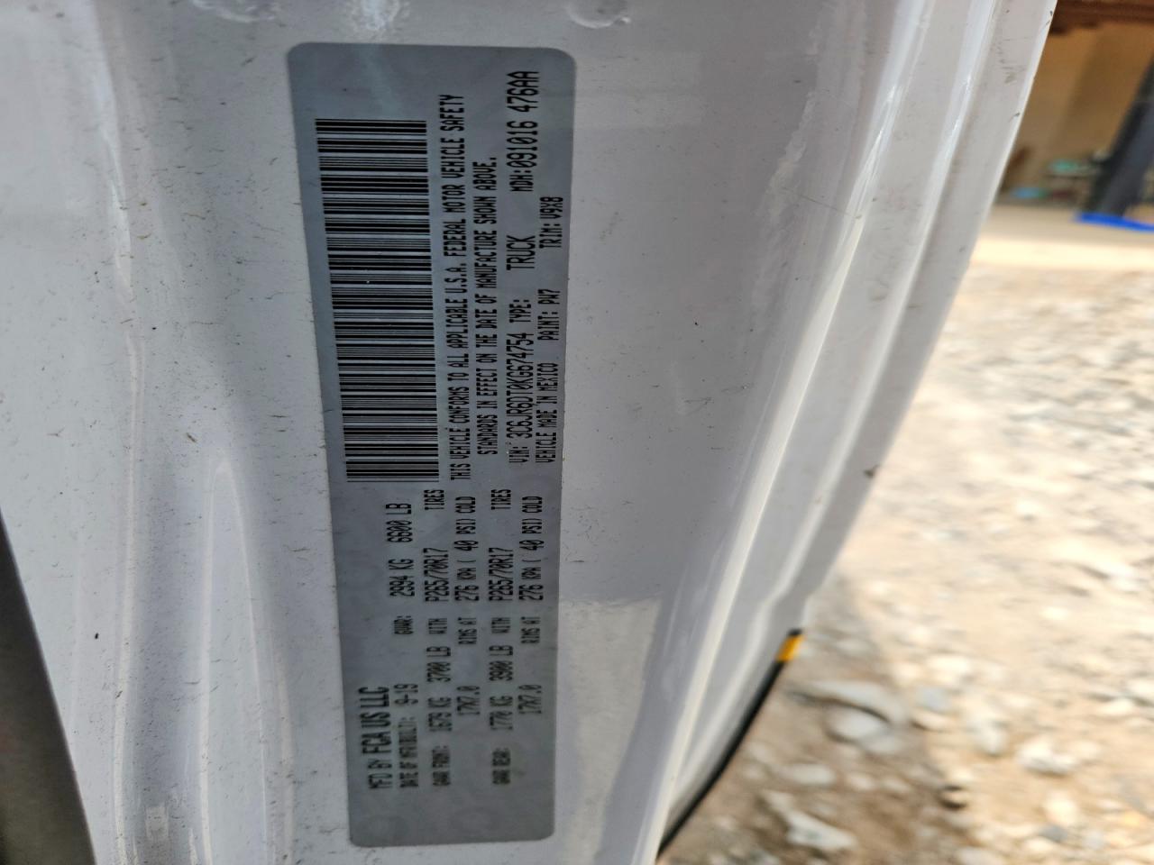 2019 RAM 1500 CLASSIC TRADESMAN photo 37