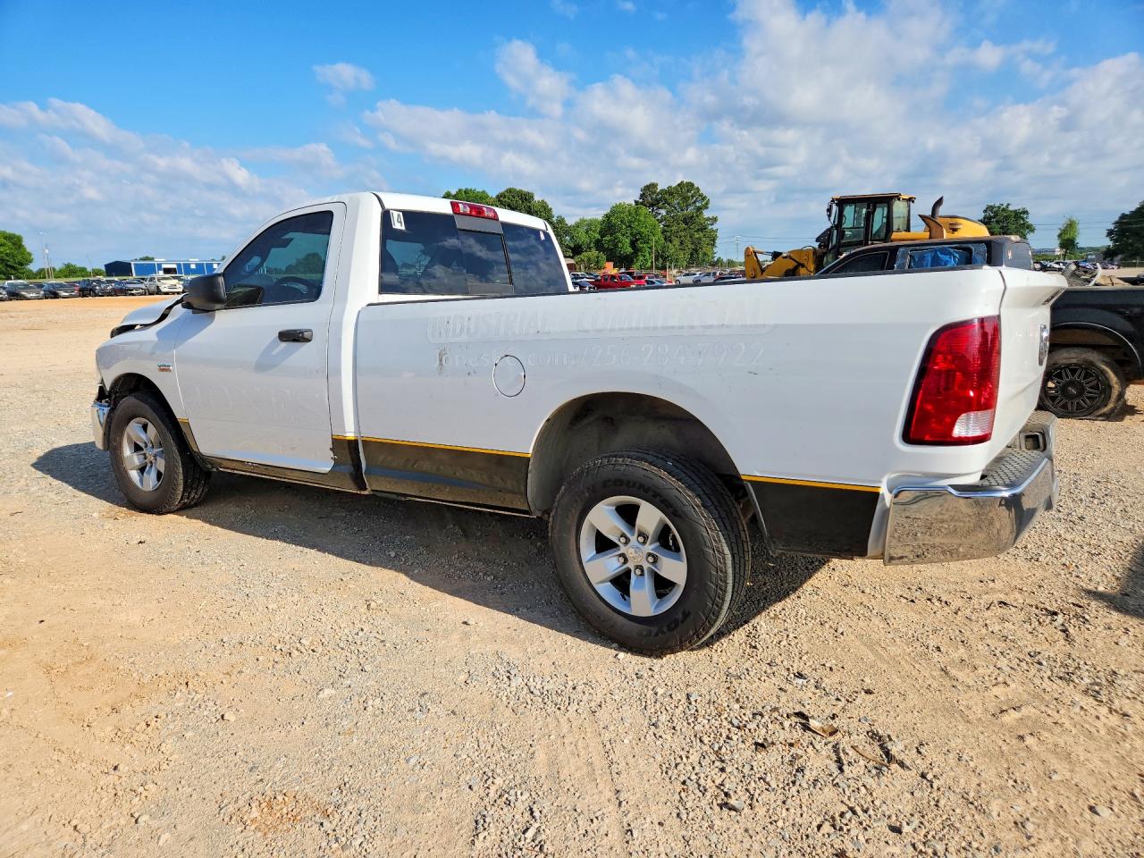 2019 RAM 1500 CLASSIC TRADESMAN photo 4