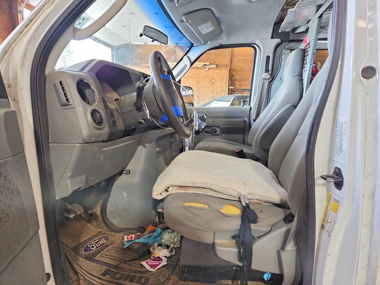 2011 FORD ECONOLINE E250 VAN photo 13