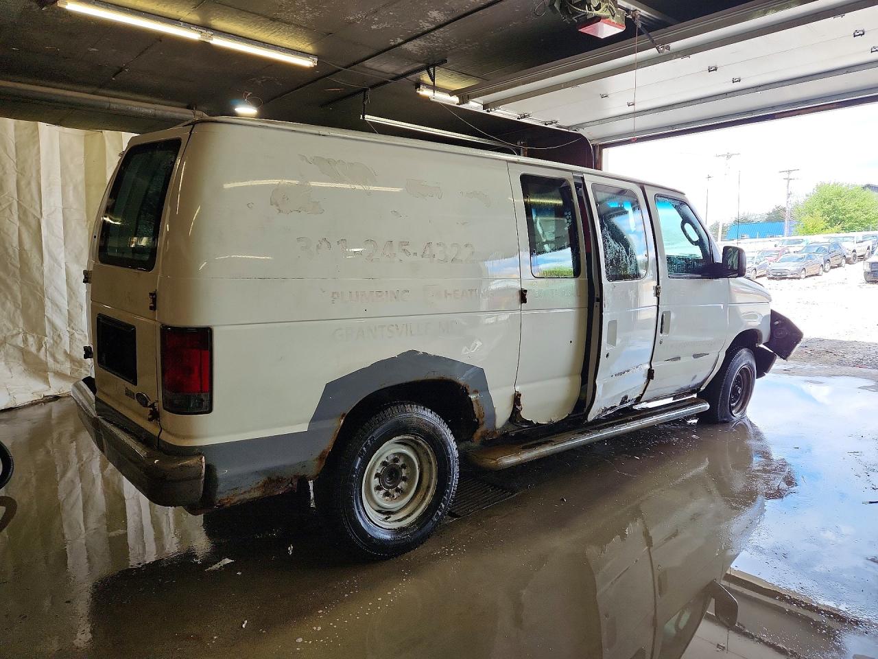 2011 FORD ECONOLINE E250 VAN photo 5