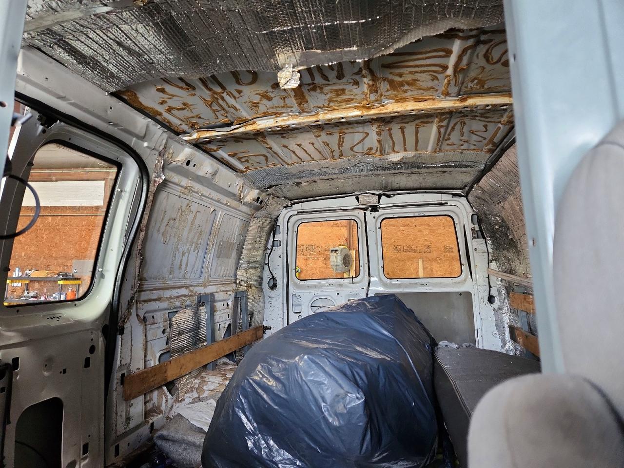 2011 FORD ECONOLINE E250 VAN photo 19