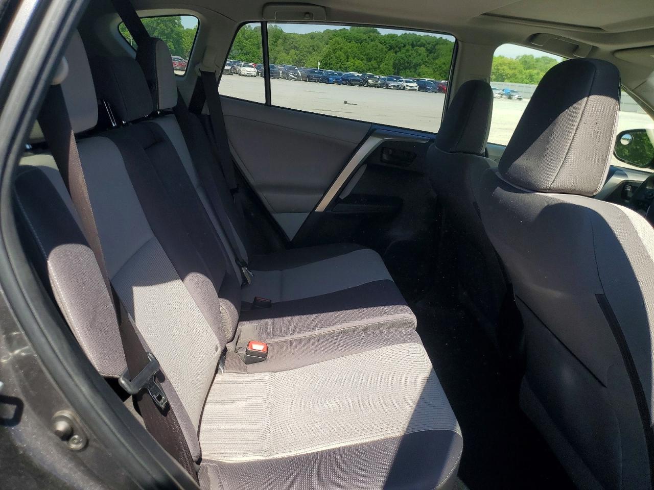 2013 TOYOTA RAV4 XLE photo 11