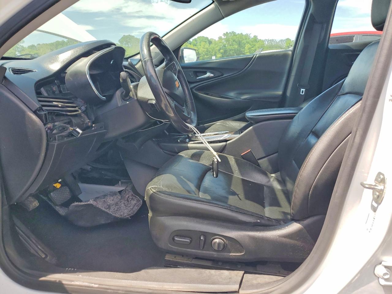 2020 CHEVROLET MALIBU PREMIER photo 13