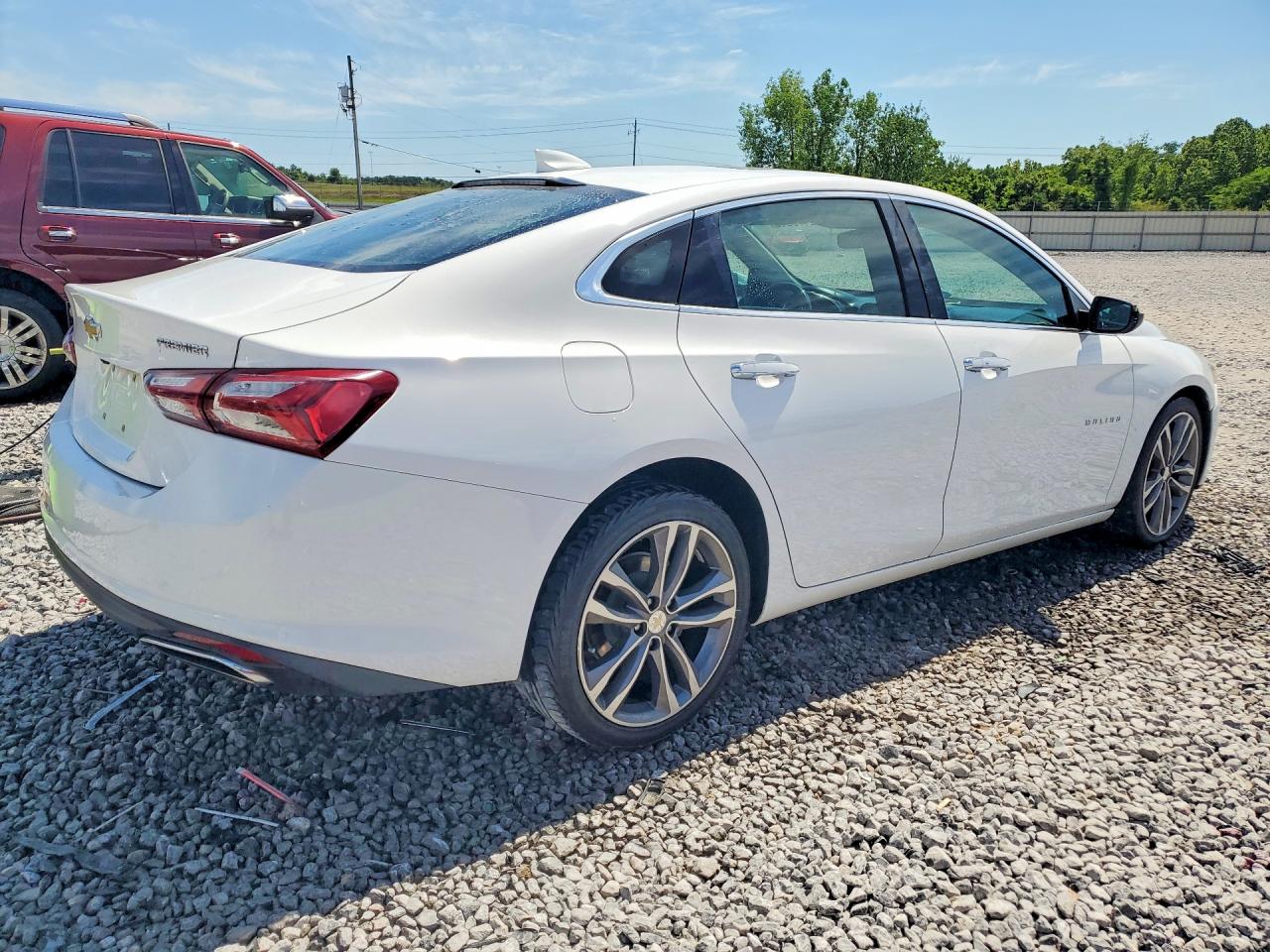 2020 CHEVROLET MALIBU PREMIER photo 5