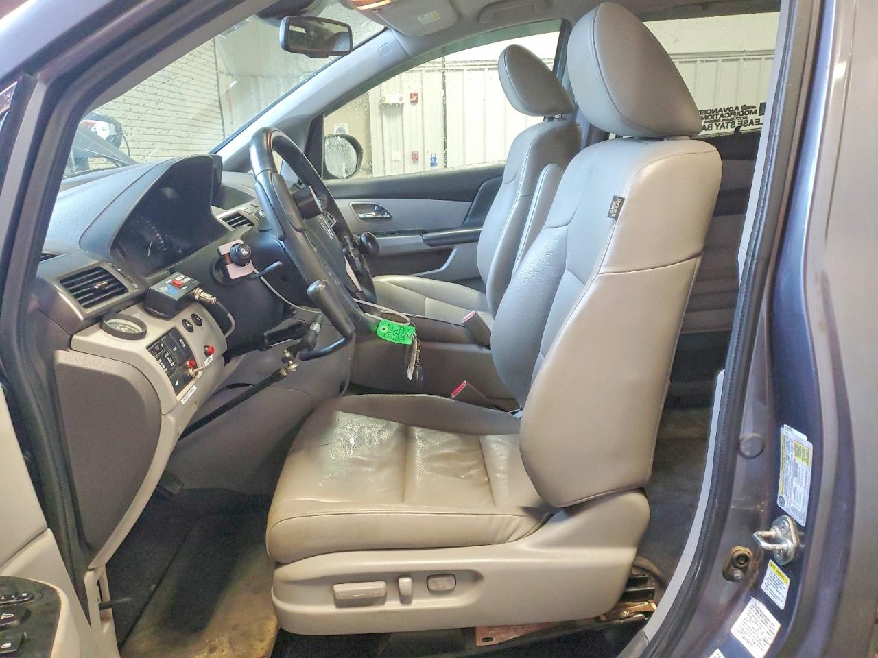 2016 HONDA ODYSSEY EXL photo 13