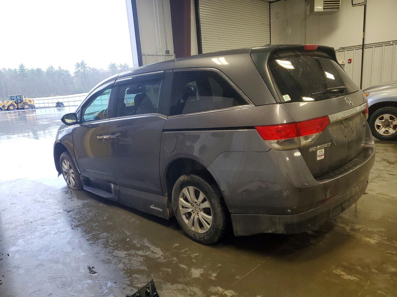 2016 HONDA ODYSSEY EXL photo 3